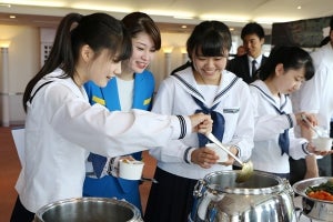 バニラエア、高校生と機内食を共同開発--函館自慢の「スープカレー」に決定