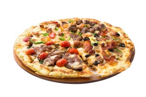 ドミノ・ピザ、ローストビーフなど贅沢素材を使用した冬季限定のピザ発売