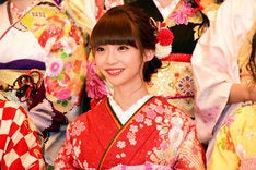 AKB48グループ新成人は“平成の大トリ世代”、荻野由佳「グループを引っ張っていきたい」