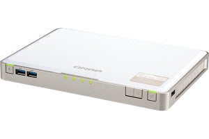 QNAP、M.2 SSDを4枚内蔵できる薄型・静音のコンパクトNAS「TBS-453DX」