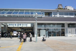 JR西日本、尾道駅新駅舎を公開 - 2階に眺望デッキ、簡易宿泊施設も