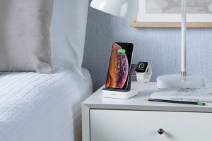 ベルキン、iPhoneとApple Watchを同時に充電できる充電ドック