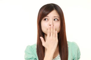口臭は消せる? におい予防の習慣や食事のコツを歯科医が解説