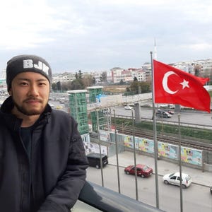 海外で日本人が“ニート生活”? トルコでの働かない日々をSNSで配信、注目を集める「ニートさん」に話を聞いた