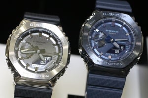カシオ2021年8月の時計新製品を実機写真で！ G-SHOCK人気モデルがメタルで!?