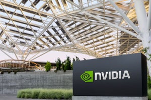 NVIDIA、時価総額1兆ドル超え、AIブームを背景に業績好調