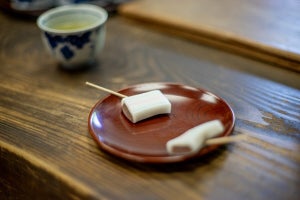 【食べてみたい】滋賀県多賀名物の「糸切餅」が"おいしい"と話題 - 「もちもちであっさりした上品な甘さ」「そんなに美味しいものがあったなんて…」の声