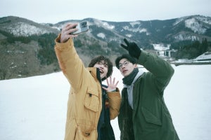 道枝駿佑、シュー・グァンハンと雪景色を見せ…映画『青春18×2』本編映像