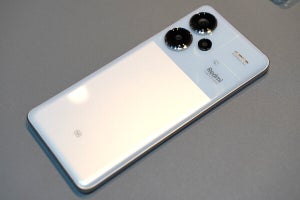 シャオミ、2億画素カメラや120W急速充電対応で59,800円からの「Redmi Note 13 Pro+ 5G」