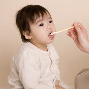 育児の疑問、小児科医が解決! 第4回 離乳食は遅く始めたほうがアレルギーを起こしにくい?