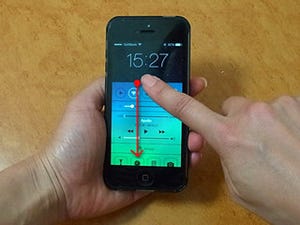 iPhone基本の「き」 第58回 iOS 7使いこなしの基本 - 新機能「コントロールセンター」で何ができるの?