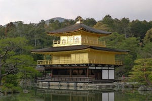 旅行に行ったら訪れないとソンな場所 第13回 黄金に輝く京都の金閣寺