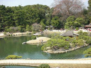 観光で行きたい全国の穴場スポット 第12回 四季折々の景趣に富んだ、日本三名園に数えられる回遊式の「岡山後楽園」