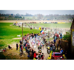 世界の自転車レースから 第5回 晴れても降っても地獄。それでもパヴェ(石畳)をゆく - パリ～ルーべ2012