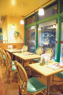 コスパ最強「サイゼリヤ」これが噂のサイ ...