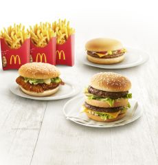 3人分のバーガーポテトが付くマクドナルド1,000円パック、開発の狙いとは