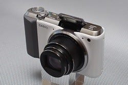 実用性抜群の光学18倍ズームとトリプルショットが楽しい - カシオのコンパクトデジタルカメラ「EXILIM EX-ZR700」 (5) EZ