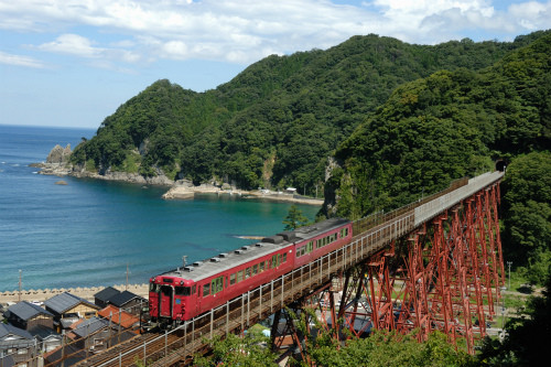 鉄道切符で妄想旅行計画 (4) JR西日本鉄道の日記念きっぷ or 「秋の乗り放題パス」で山陰本線を走破!