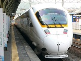 JR九州、3月末で特急グリーン車利用客へのフリードリンクサービスを廃止