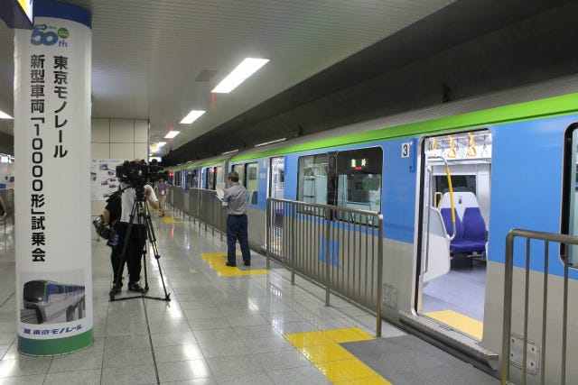 image:東京都走る東京モノレール新型車両10000形に試乗! 7/18デビュー、写真71枚