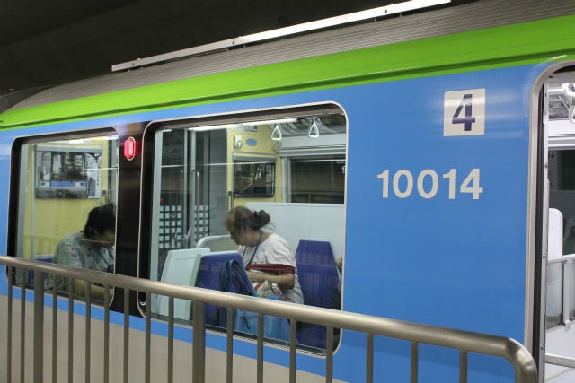 image:東京都走る東京モノレール新型車両10000形に試乗! 7/18デビュー、写真71枚