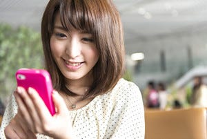 Facebookの「元カレ発掘」がやめられない女子へ--そのメリットとデメリット