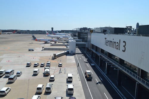 成田空港第3ターミナル始動の4月8日はゆかりのご当地キャラ22体がお出迎え!