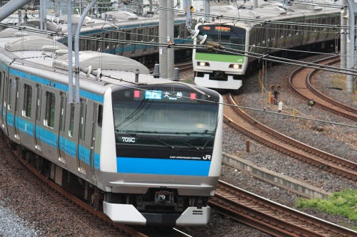 JR山手線・京浜東北線運転見合わせ「神田～秋葉原間で柱が倒れているため」