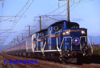 プロに学べ! 鉄道写真の撮り方 (3) 直線区間で撮る編成写真の超基本