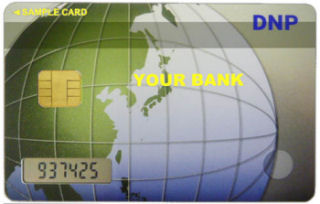 DNP、キャッシュカードに利用可能な時刻同期のワンタイムパスワードカード
