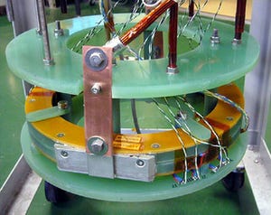 中部電力ら、従来のイットリウム系の倍の強度の超電導コイルを開発