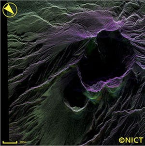 噴火した桜島の高分解能レーダー画像