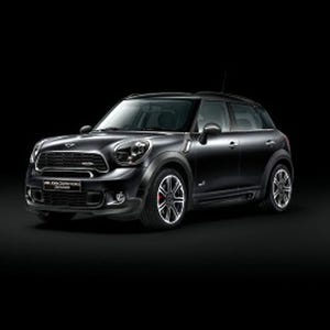 BMW、日本では45台限定の「MINI John Cooper Works Black Knight」を発売