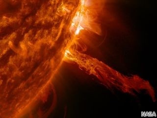 2年前太陽風が地球とニアミス、直撃していたら200兆円の被害 - NASA