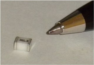 三菱マテリアル、インバータ電源回路保護用小型サージアブソーバを発表