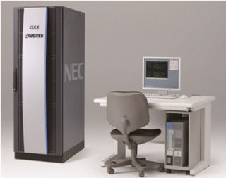 NEC、メインフレームACOSシリーズの中型機「i-PX9800/S100」