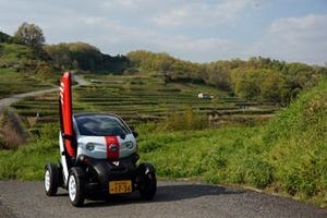 ソフトバンクが日産の超小型モビリティを利用した地域振興協力 - 奈良県の明日香村で"MICHIMO"がグランドオープン