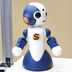 NTTなど、センサーとロボットをクラウド連携させる新サービスの実験を開始