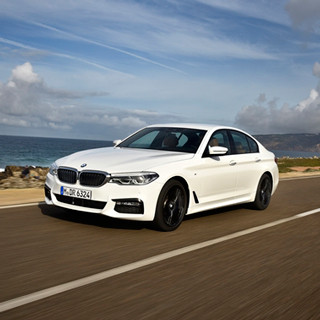 BMW、部分自動運転を実現した新型BMW 5シリーズを発表