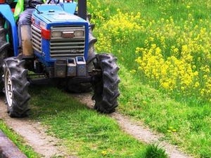 トラクターをハッキングして使用する農家が増加中?