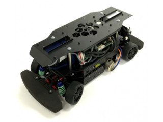 MATLAB/Simulinkでのシミュレーションに対応した1/10スケールロボットカー