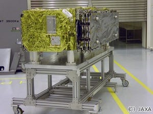 超低高度軌道の利用を開拓できるか?-JAXAが試験衛星「つばめ」をプレス公開