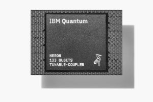 IBMが133量子ビットの新プロセッサ「IBM Quantum Heron」 - ロードマップも拡張