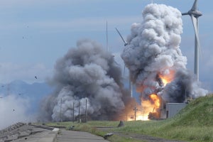【動画あり】イプシロンSロケット第2段モーターが燃焼試験で爆発、圧力上昇も現時点で原因は不明