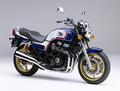 ホンダ、大型バイク「CB750」を一部変更し、特別仕様車も限定発売