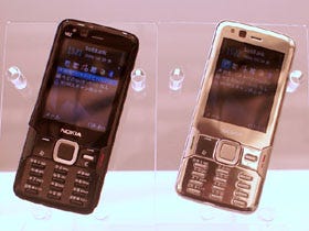 ソフトバンク、キセノンフラッシュ搭載の「Nokia N82」日本語版を発表