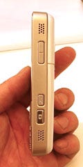 ソフトバンク、キセノンフラッシュ搭載の「Nokia N82」日本語版を発表