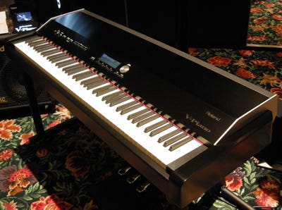 これまでにない新しい音源方式を採用したデジタルピアノ「V-Piano ...