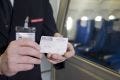 エールフランス航空、指紋認証による自動搭乗システムを試験的に導入
