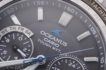 ウオッチデザイナーにきく - フルメタル電波時計「OCEANUS」の先進性と
